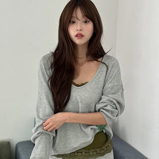Yuko Waffle Deep V Sweatshirt