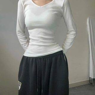 Sweetie V-Neck Side Shirring Slim Long Sleeve T-Shirt