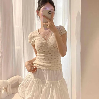 V-Neck Lace Flower Print Shirred Slim Fit Short Sleeve T-Shirt