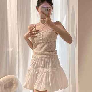 Floral Perforated Strap Sleeveless Slim Fit U-Neck Sleeveless