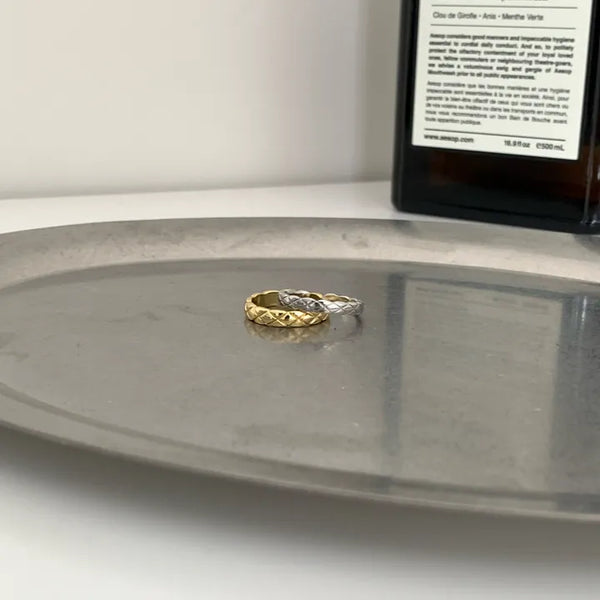 Nuagen Diamond Quilting Ring