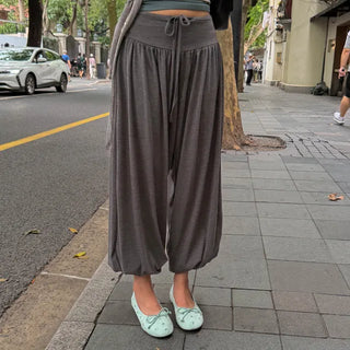 Suede eyelet flat shoes