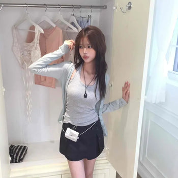 Late Summer-Early Autumn Essential.ᐟ.ᐟ Flowy V-Neck Button Delicate Pastel Cardigan