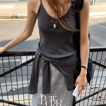 Noir Ribbed Sleeveless Tank Top, V-Neck Strap Tank Top, Soft Ribbed Bustier Inner Tank Top