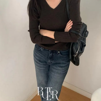 Yvonne Wool V-neck Knit, Ribbed Slim Fit Strap Ribbon Long Sleeve Top
