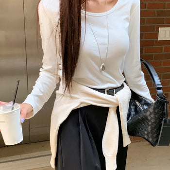 Arden U-neck T-shirt