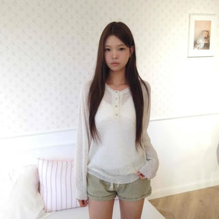 Henley neck clear solid wool knit