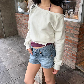 Reu Off-shoulder Sweatshirt