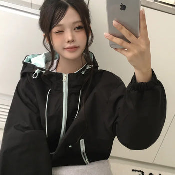 Guaranteed Cuteness, Contrast Drawstring High Neck Avant-garde Loose Fit Hooded Windbreaker Transitional Season Jumper