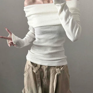 Claw Folding Off-Shoulder Slim Fit Wool Ribbed Knit