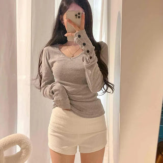 V-neck Button-up Sleeve Delicate Fit Cropped Long Sleeve T-shirt