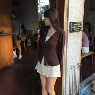 Mochi Round Slim Fit Wool Cardigan