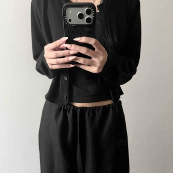Round Neck Delicate Fit Button Knit Cardigan