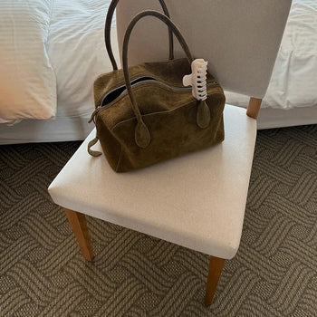 Return Shoulder Bag