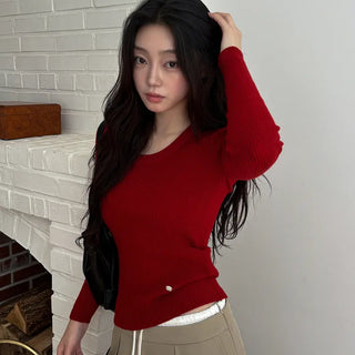 Ray Pendant U-Neck Ribbed Knit