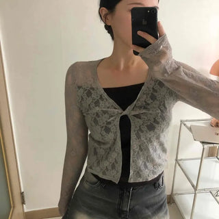 V-neck Crop Layered See-through Lace Twist Contrast Embroidered Nylon Long Sleeve T-shirt