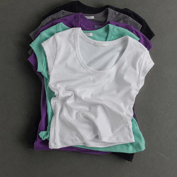 Line U-neck Tee -