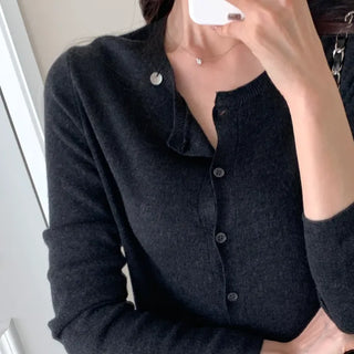Maiden Slim Round Cardigan