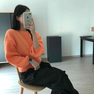 Loose Fit Round Neck Cable Knit