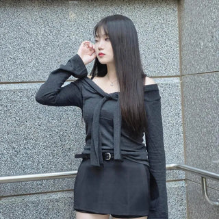 Belt Set V-Cut Slit High-Waisted Slim H-Line Skort Mini Skirt