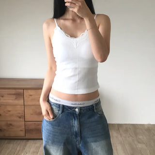 Momo Lace V-neck Sleeveless