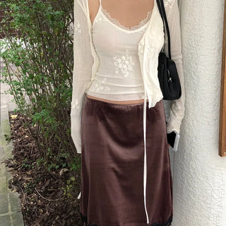 Oa Hem Lace Velvet Midi Skirt