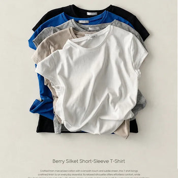 Very Silket Short Sleeve T-shirt -
