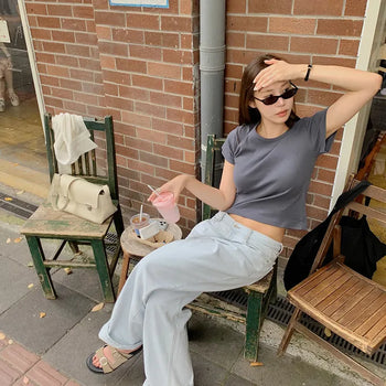 /Cumulative Sales of 3,000 Units Cozy Short Sleeve T-shirt