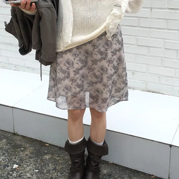 Rose Chiffon Skirt 1 color