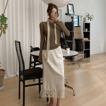 Passa satin lace long skirt