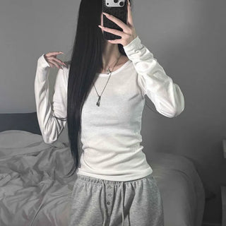 U-Neck Delicate Fit Slim Inner Long Sleeve T-shirt