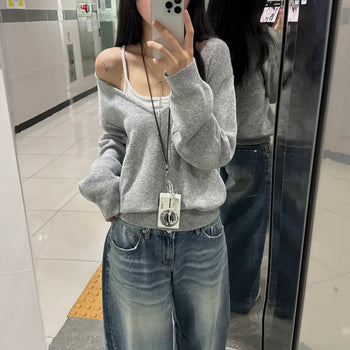 [Delicate Fit Ver.] Chika Deep Off-Shoulder V-Neck Knit