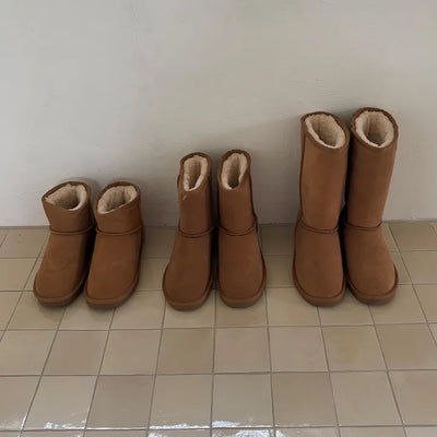 Togo Round UGG Boots