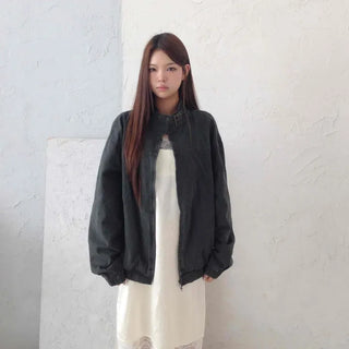Non-bulky pigment high-neck belted jumper