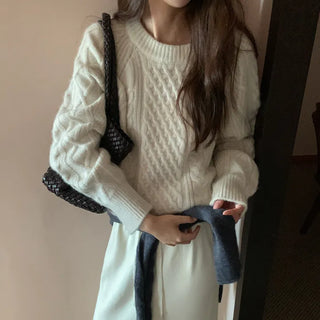 Portren Loose Fit Cable Knit Wool Knit