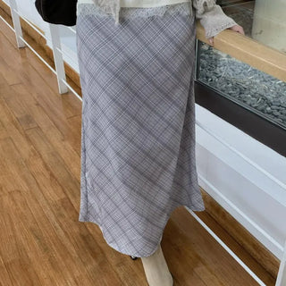 Berry Check Long Skirt