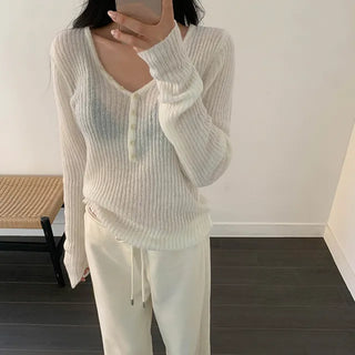 Delicate fit Henley neck ribbed knit
