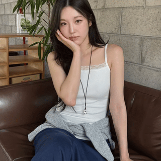 Season Lace Sleeveless