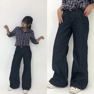 Semi-bootcut pants