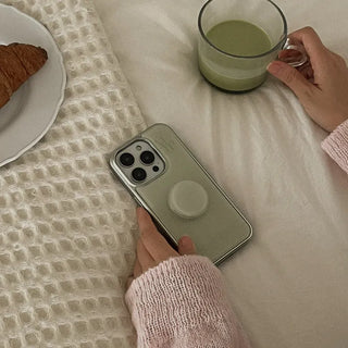 [mm] Warm Plain iPhone 18 Pro MagSafe Silver Bumper Case