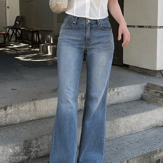 Summer light medium wash bootcut denim pants