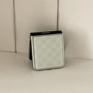 Cotton Check Galaxy Zflip Fold 8 Epoxy Silver Bumper Case