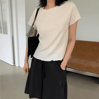 Torie Wrinkle Yoru Wavy Short Sleeve Blouse Tee