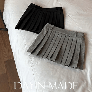 Twill Pleated Skirt / Lining with Undershorts