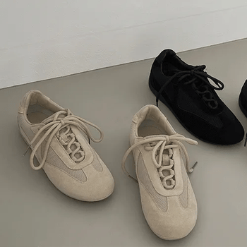 Trois Cowhide Sneakers