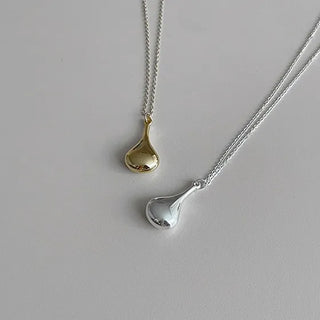 Manet Teardrop Drop Necklace