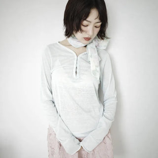 Hook sheer tee