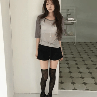 Kati Raglan Sleeveless Top