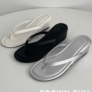 New Stock ◈5cm◈ Wedge Flipflops Slippers Platform Mules Summer Heightincreasing Platform Heels Swimwear Bikini Vacation Holiday Flipflops Shoes ds1110