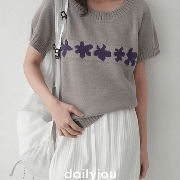 Poppy Flower Pattern Short Sleeve Knit